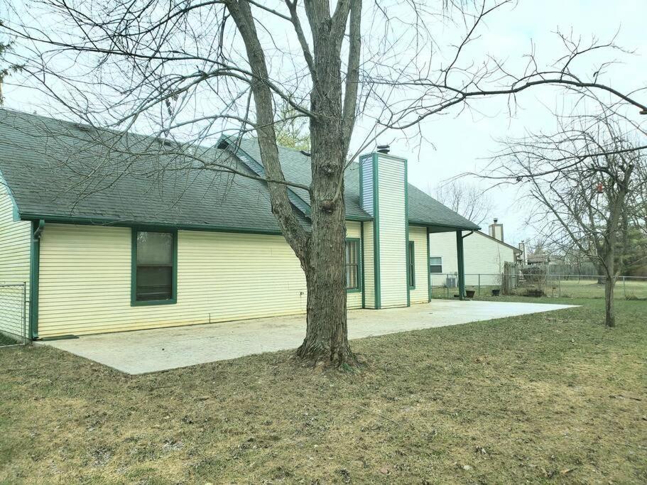 Cozy Indy Home Indianapolis Exterior photo